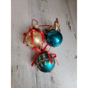 Gold blue mistletoe ornament Xmas set glitter
